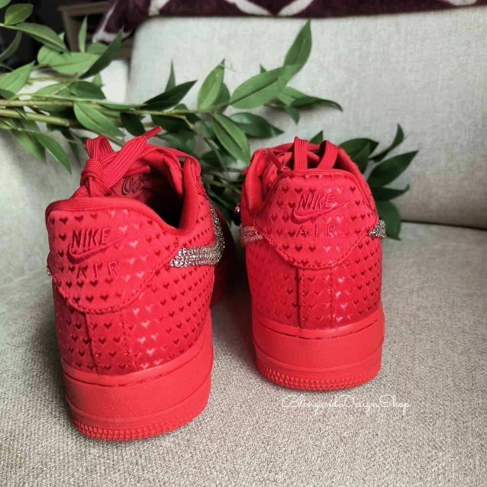 Women's Nike Air Force 1 Retro Valentine's Day Customized Sneakers With Crystals - Picture 6 of 8